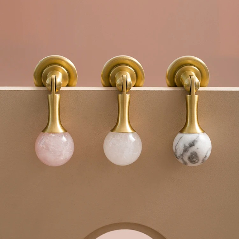 White Crystal Ball+Brass Furni - Furniture Hardware Drop Pulls avaliação e preço